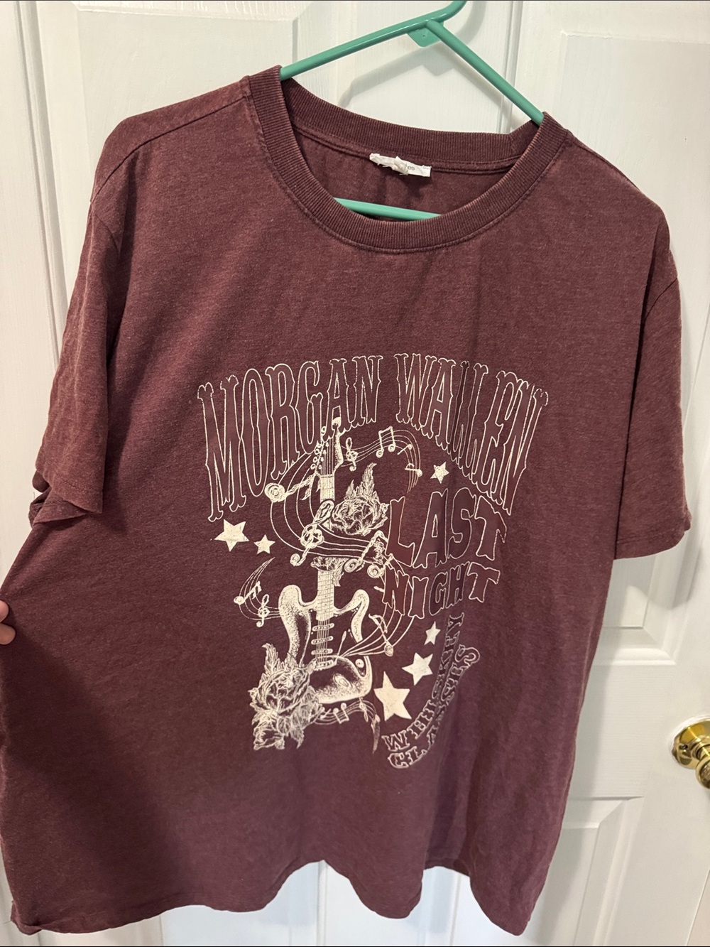 Maurices Maroon Graphic Short Sleeve Tee